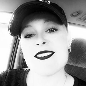 Meet your Posher, Robyn